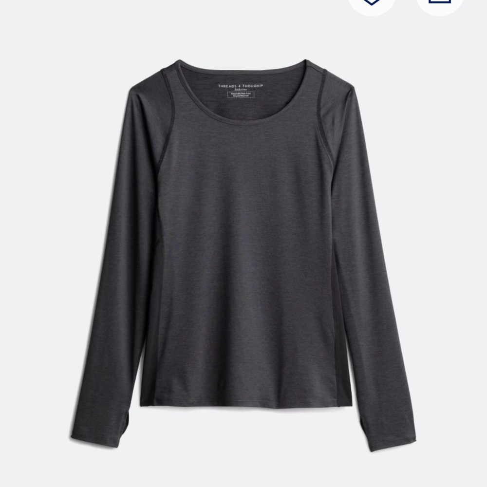 Like new! Steffie Long Sleeve
Performance Tee